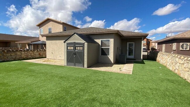 Building Photo - 11884 Auburn Sands Dr