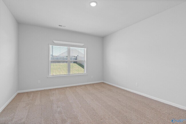 Building Photo - 14255 Leadenhall Ln