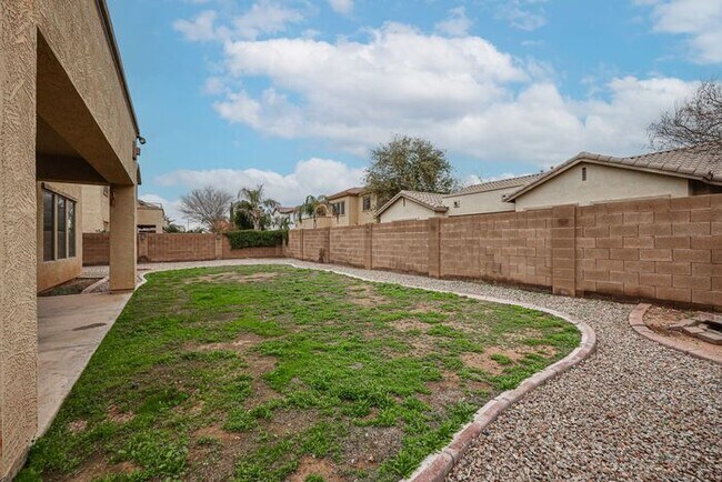 Building Photo - COMING SOON !! Spacious 4 Bed, 2.5 Bath 2 Story Home in Shadow Ridge Community/ Chandler