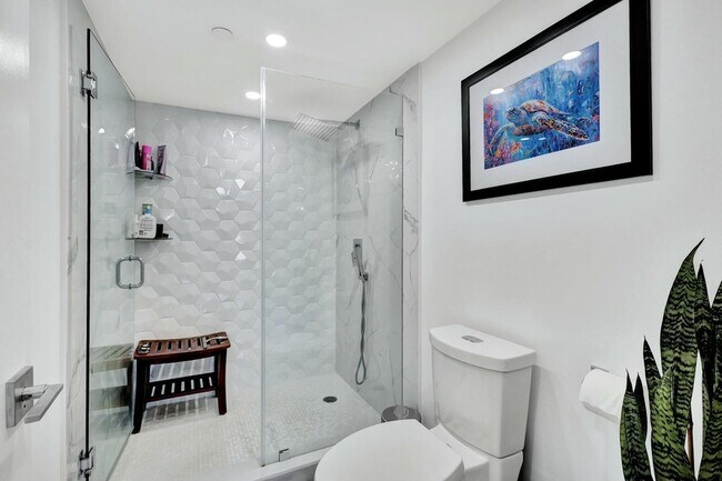 Building Photo - 3912 S Ocean Blvd