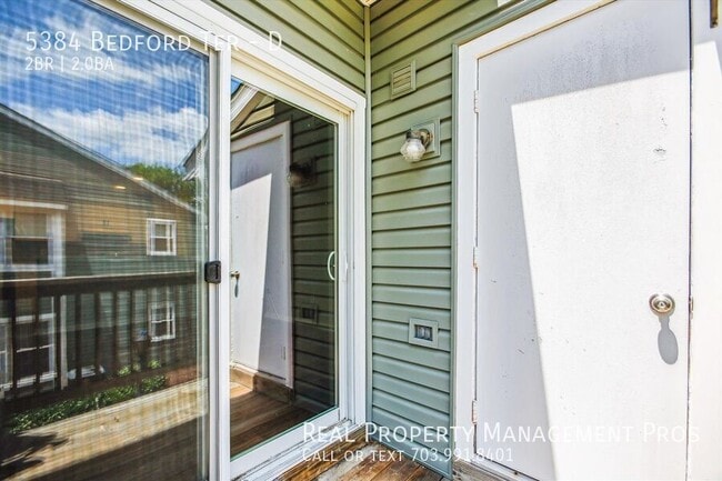 Building Photo - 5384 Bedford Terrace