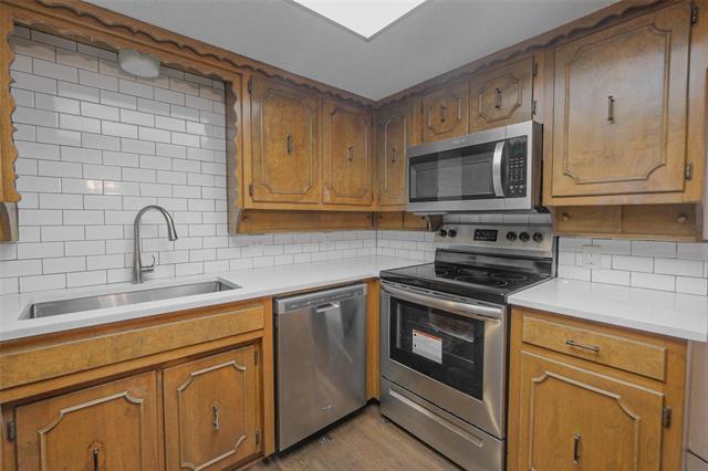 Building Photo - 9708 Westpark Dr