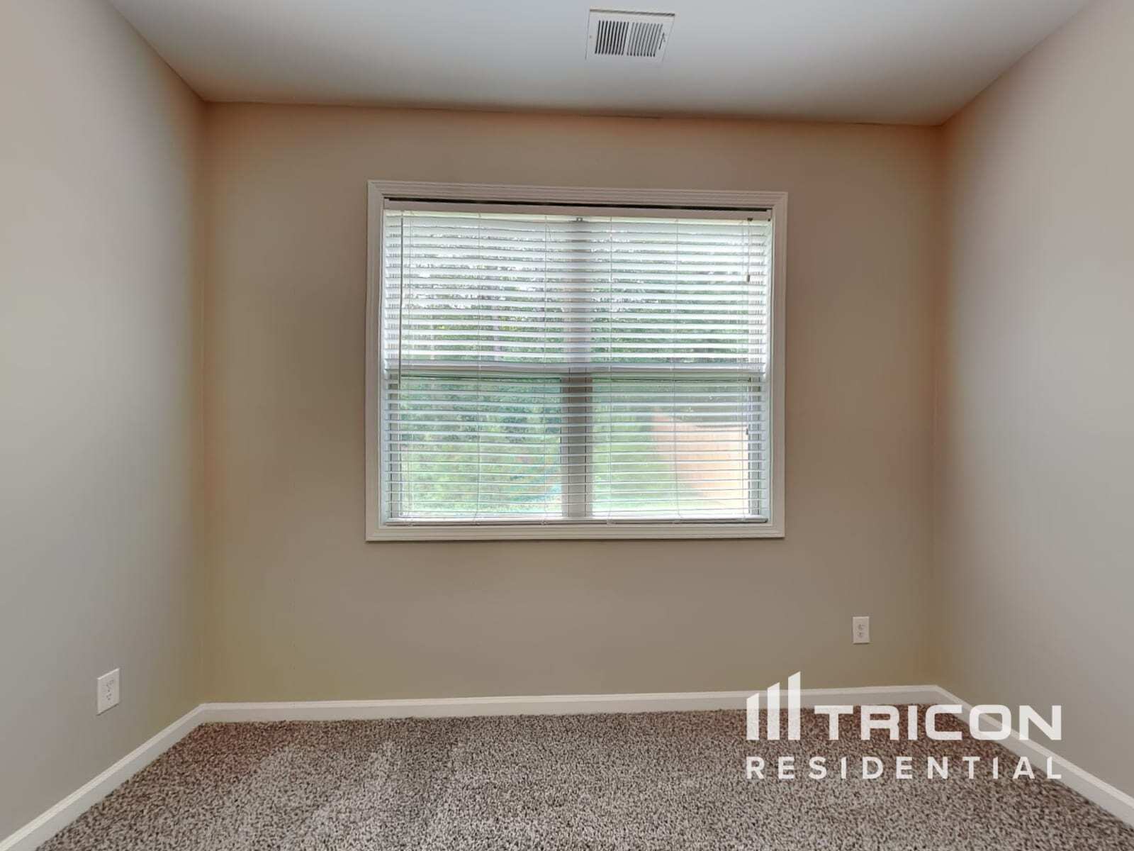 Building Photo - 3952 Margaux Dr