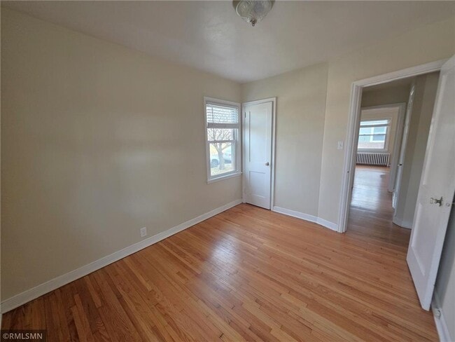 Building Photo - 2056 Bayard Ave