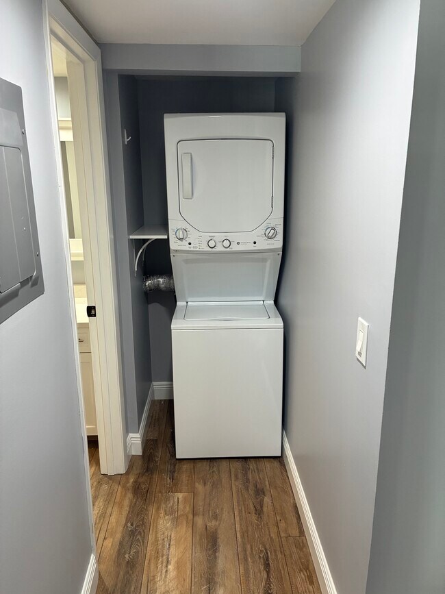 Building Photo - 31 Plantation Dr