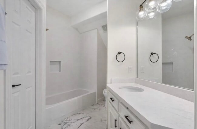 Building Photo - 2133 Bering Dr