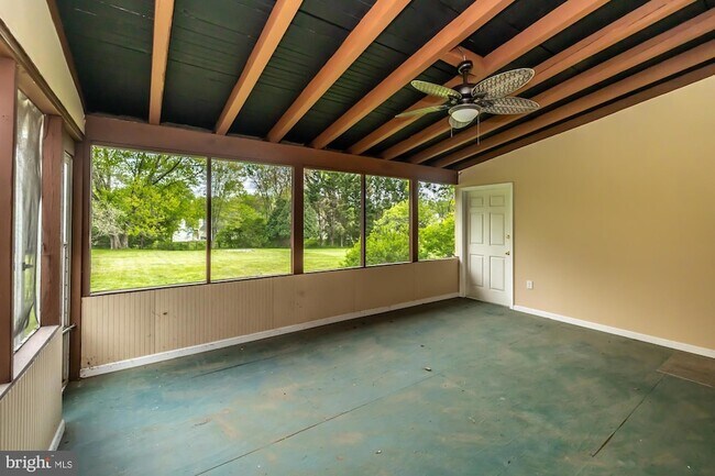 Building Photo - 3204 Norma Dr