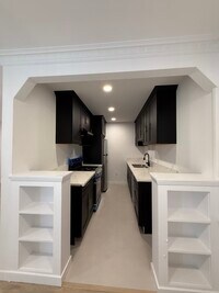 Building Photo - 1229 Larrabee St