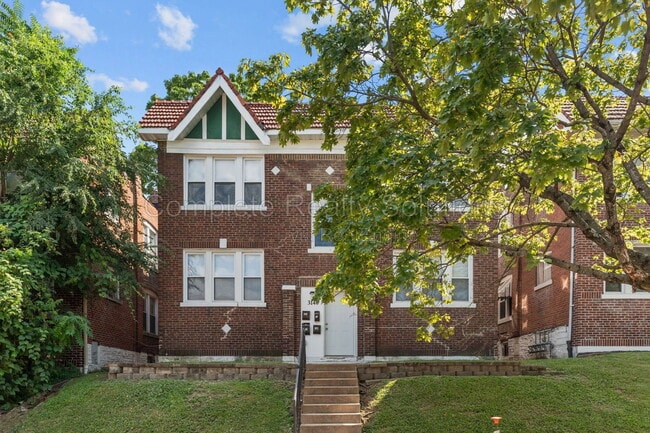 Building Photo - 3140 Magnolia Ave