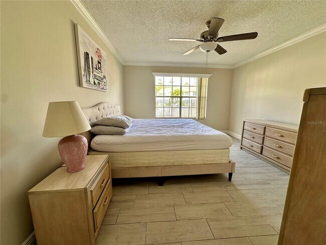 Building Photo - 5012 Laguna Bay Cir