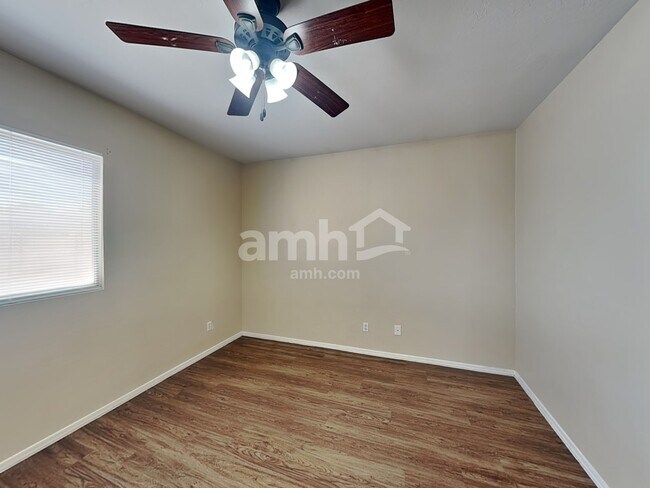 Building Photo - 11221 W Coronado Rd