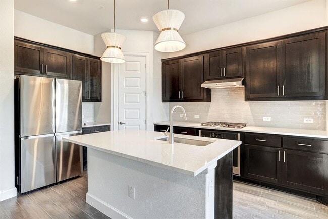 Building Photo - 4705 Sea Salt Dr