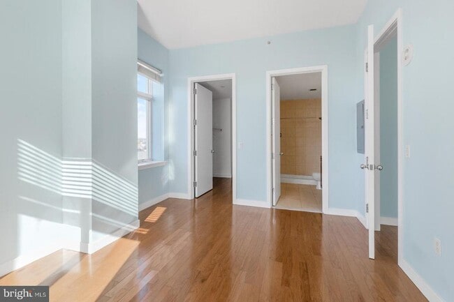 Building Photo - 1900 Hamilton St