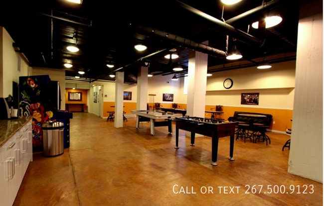 Building Photo - 243 S 49th St