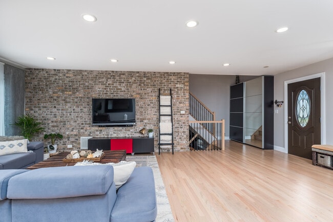 Building Photo - 2407 N Lafayette St