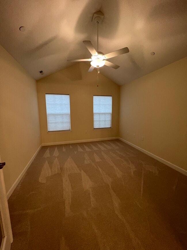 Building Photo - 1172 Sandy Rdg Dr