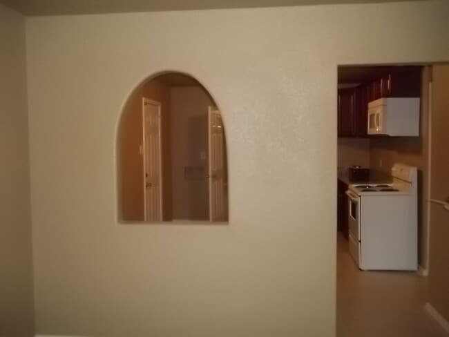 Building Photo - 4251 Wild Oak Dr