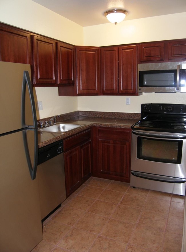 Laclede Forest Apartments Saint Louis, MO Apartment Finder