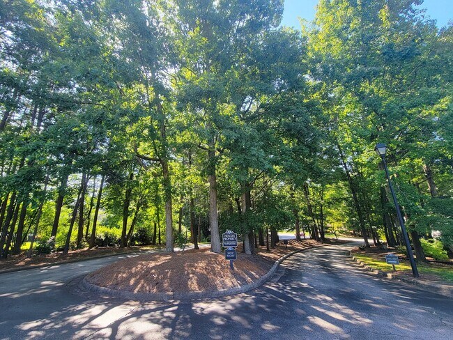 Building Photo - 3813 Carnegie Ln