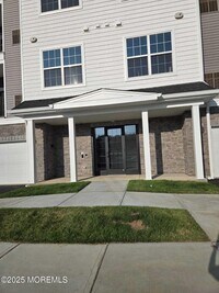 Building Photo - 28 Radford Ct
