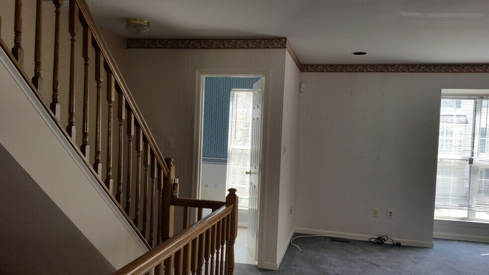 half bath on secnd level - 8628 Indian Springs Rd