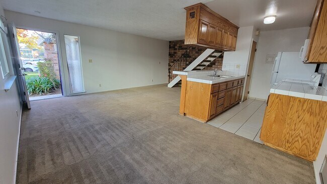 Building Photo - 5511 Eagles Ln