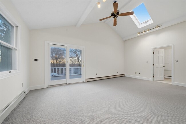 Building Photo - 99 Garfield Ave