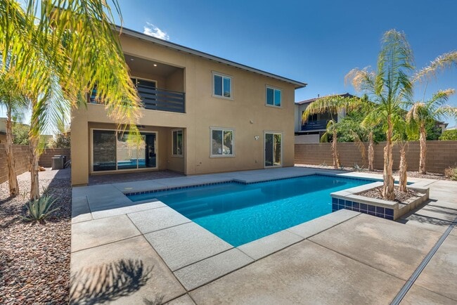 Building Photo - Luxury Summerlin North Home with Private Pool
