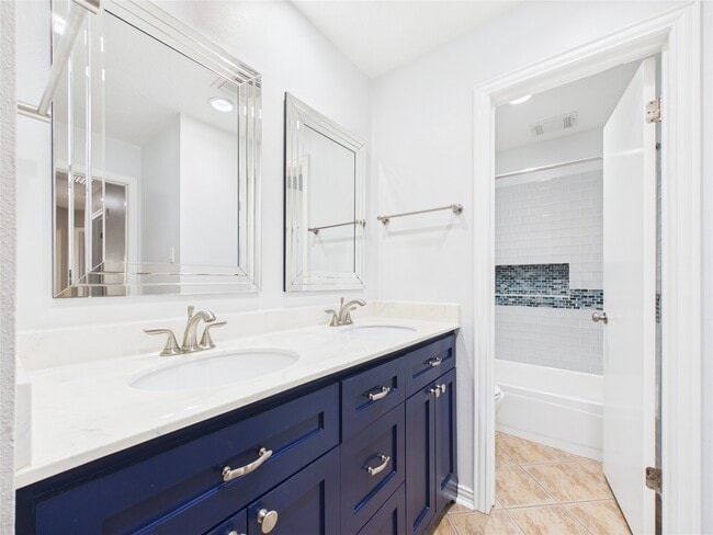 Building Photo - 4819 10 Sleep Ln