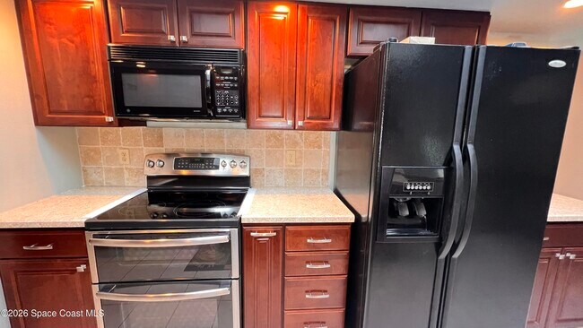 Building Photo - 1014 S Fork Cir