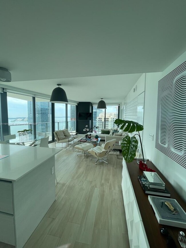 Building Photo - 1300 S Miami Ave