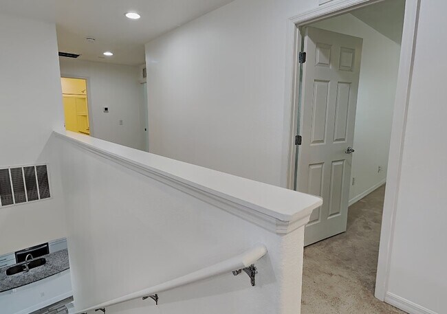 Building Photo - 5283 Brydon Woods Cir
