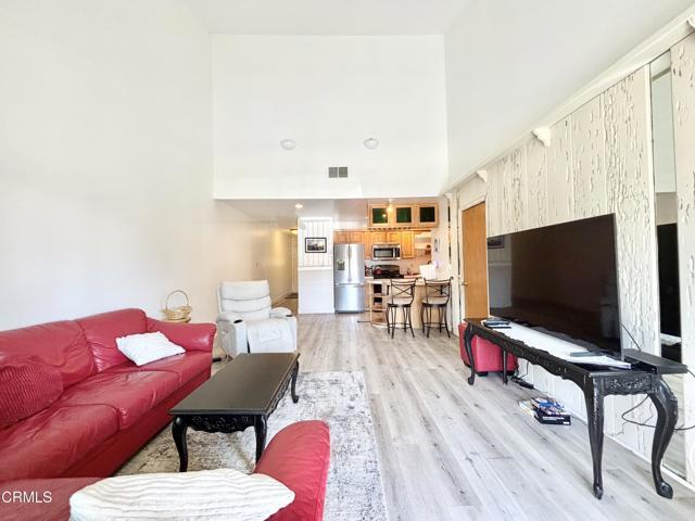 Building Photo - 550 Ebbtide Cir