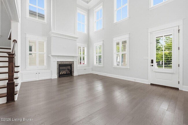 Building Photo - 6300 Mistflower Cir