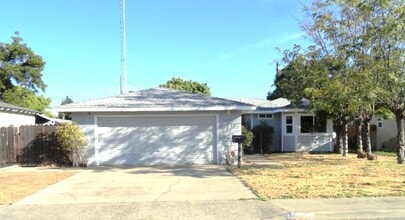 Building Photo - 2225 Carrigan St