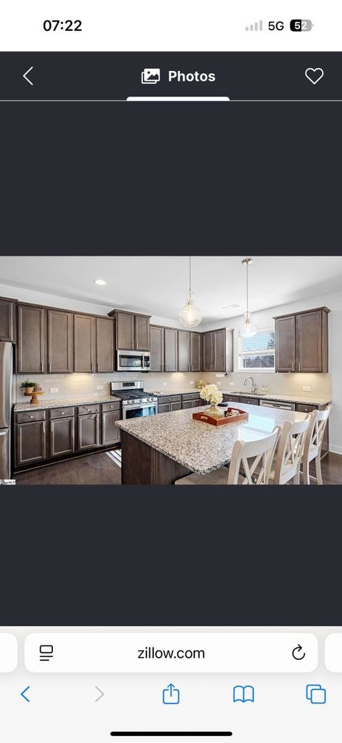 Building Photo - 286 Braselton St