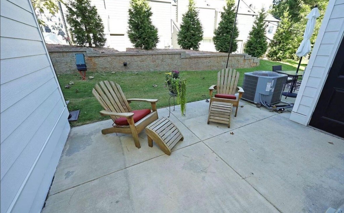 Building Photo - 6800 Milligan Way