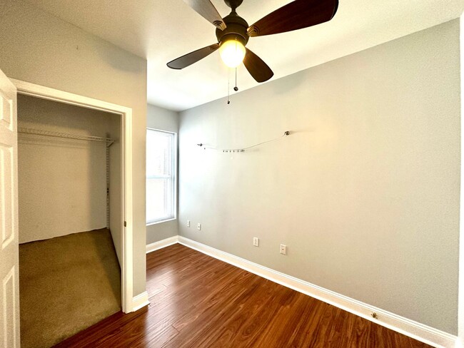 Building Photo - Charming 3 Bedroom/2.5 Bathroom Townhome in Hampden!