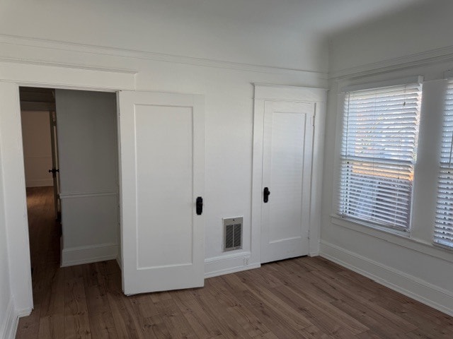 Building Photo - 25 W Walnut St