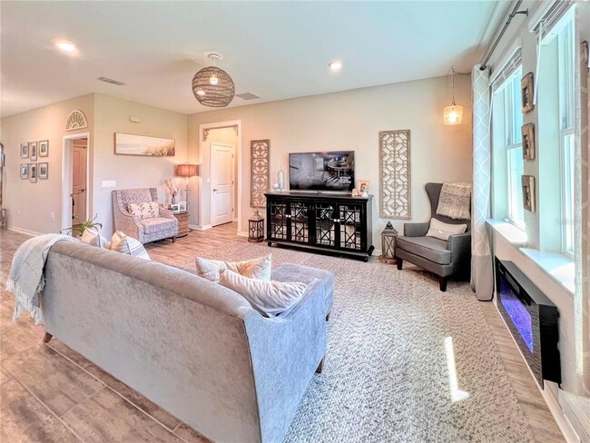 Building Photo - 309 Daylily Blvd