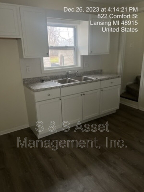 Building Photo - 822 Comfort St