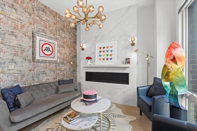 Building Photo - 2773 N Hampden Ct