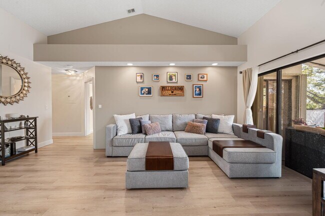 Building Photo - 3006 Black Oak Ct