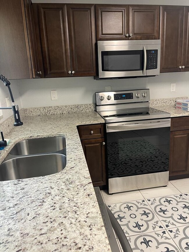 Building Photo - 2410 Avenue C NW