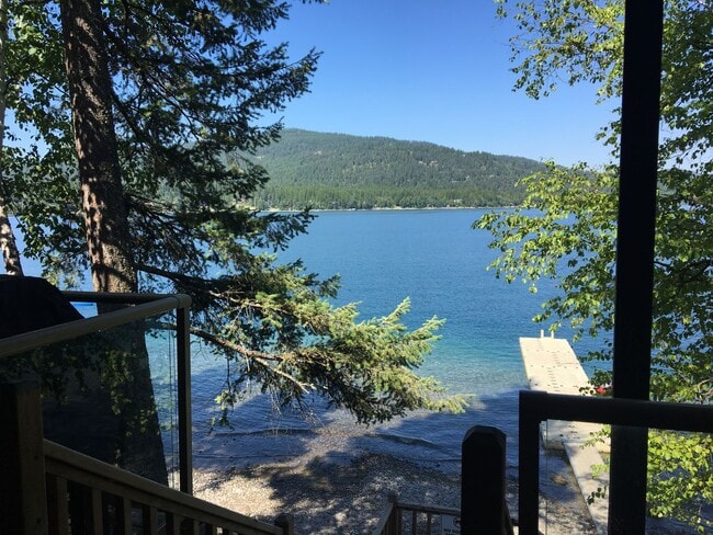 Building Photo - 1 bedroom, 1 bath condo on Whitefish Lake
