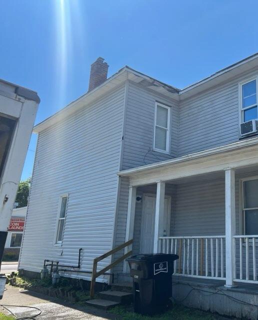 Building Photo - 335 1/2 Washington Ave