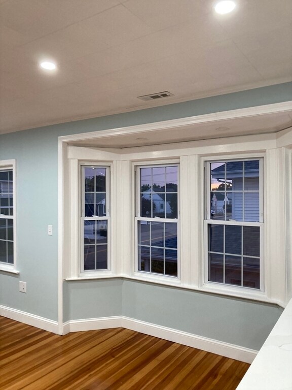 Building Photo - 64 Samoset Ave