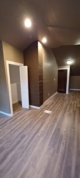 Building Photo - 11621 Havel Ave