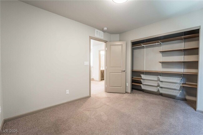 Building Photo - 8115 Carpenter Creek Ave