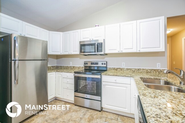 Building Photo - 13 43rd Ct